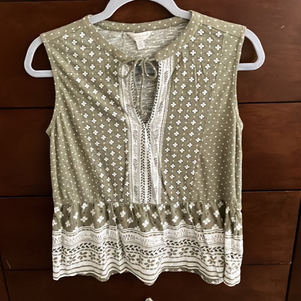 LUCKY BRAND WOMEN’S GREEN/WHITE TOP SIZE S/P